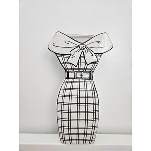 Black & White Plaid Pattern Women Dress Vase w/ Bow at Neckline